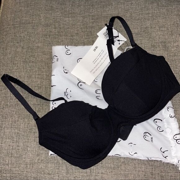 The Kit Undergarments Moulded Black Balconette Bra Size 34 B in Onyx with Bag - Picture 2 of 9